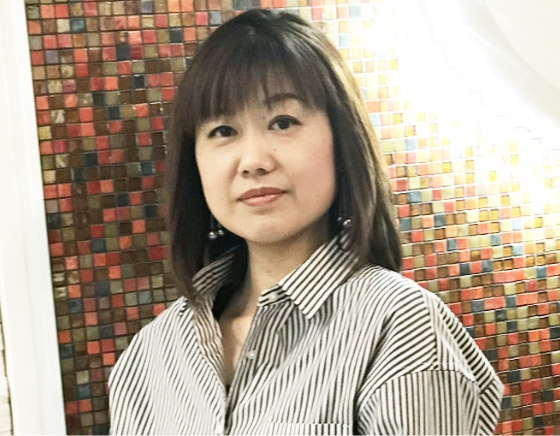 学院長　西里 千亜紀