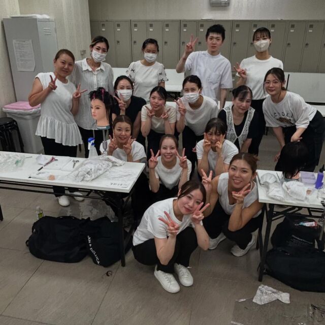 ロゼ&ビューティーです🌸

⁡
通信２２期生です🌟
⁡
⁡
本日で実技授業が終了しました！

今週は実技国家試験

体調には気をつけて全力を尽くしてきてください❗️

⁡
⁡
⁡
⁡
⁡
⁡
⁡
#学費が安い
#ジェル検定
#ネイリスト
#着付け
#アイデザイナー
#美容学校
#美容専門学校
#大阪美容学校 
#美容師免許
#まつ毛エクステ
#美容師
#ヘアメイク 
#ネイル　
#美容業界就職率100%
#少人数制
#資格がたくさん取得